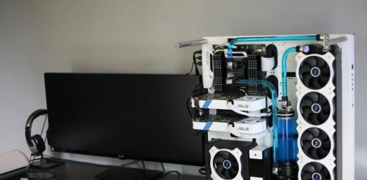 Những chiếc case máy tính đẹp mắt đáng mua 2017