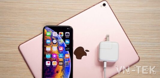 Sạc iPhone bằng Macbook hoặc củ sạc Macbook có được không?